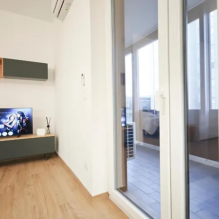 아파트 Velaria Living *